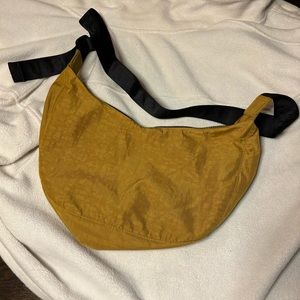 Baggu Camel Medium Crescent